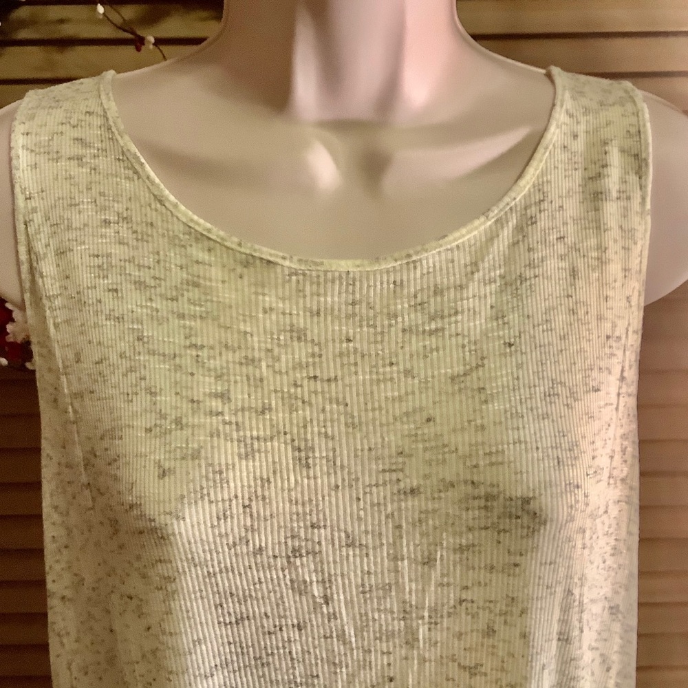 ☀️☀️Jane & Delancey soft knit tank TOP lace up back hi low longer hem L/XL NEW - Picture 5 of 6